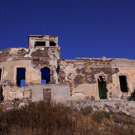 Hotel Fjby Калазетта Екстер'єр фото